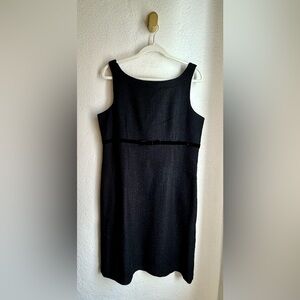 GAP | Sleeveless black tweed dress with velvet bow detail